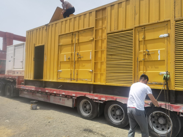 开平发电机出租100KW发电机需要什么规格的电缆线？